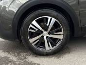 PEUGEOT 5008 2020 (70)