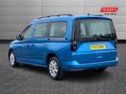 VOLKSWAGEN CADDY MAXI 2024 (73)