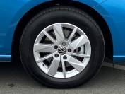 VOLKSWAGEN CADDY MAXI 2024 (73)