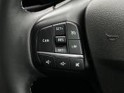 FORD FIESTA 2022 (22)