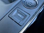 PEUGEOT 5008 2021 (71)