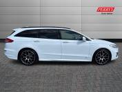 FORD MONDEO 2020 (70)