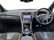 FORD MONDEO 2020 (70)