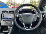 FORD MONDEO 2020 (70)