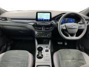FORD KUGA 2023 (72)