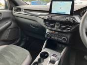 FORD KUGA 2023 (72)