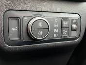 FORD KUGA 2023 (72)