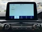 FORD KUGA 2023 (72)