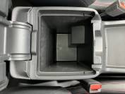FORD KUGA 2023 (72)
