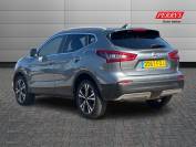 NISSAN QASHQAI 2017 (67)