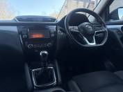 NISSAN QASHQAI 2017 (67)