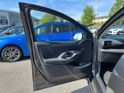 MAZDA 2 HYBRID 2023 (73)