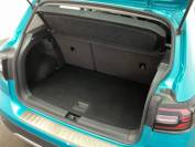 VOLKSWAGEN T-CROSS 2020 (20)