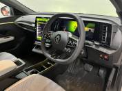 RENAULT SCENIC E-TECH 2024 (74)