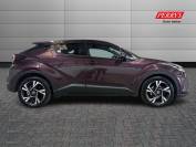 TOYOTA C-HR 2022 (22)