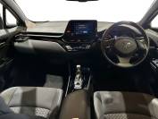 TOYOTA C-HR 2022 (22)