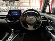 TOYOTA C-HR 2022 (22)