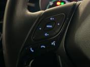 TOYOTA C-HR 2022 (22)