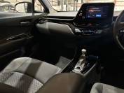TOYOTA C-HR 2022 (22)
