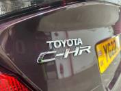 TOYOTA C-HR 2022 (22)