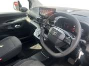 VAUXHALL COMBO-LIFE 2024 (74)