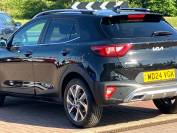 KIA STONIC 2024 (24)
