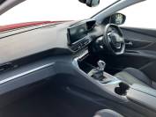 PEUGEOT 5008 2022 (71)