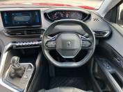 PEUGEOT 5008 2022 (71)