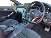 MERCEDES-BENZ GLA 2018 (18)