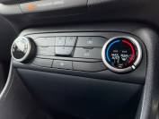 FORD FIESTA 2021 (21)