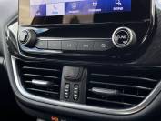 FORD FIESTA 2021 (21)