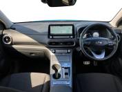HYUNDAI KONA 2022 (22)