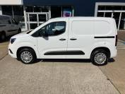 VAUXHALL COMBO CARGO 2022 (22)