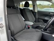 VOLKSWAGEN T-CROSS 2020 (69)