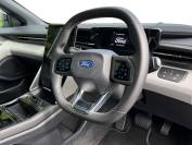 FORD EXPLORER 2024 (74)