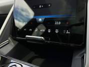 FORD EXPLORER 2024 (74)