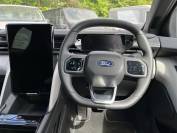 FORD EXPLORER 2024 (74)