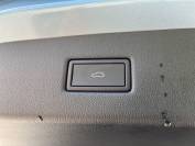 FORD EXPLORER 2024 (74)