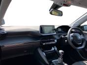 PEUGEOT 208 2021 (21)