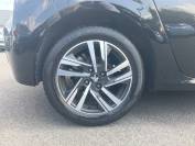 PEUGEOT 208 2021 (21)