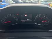 PEUGEOT 208 2021 (21)