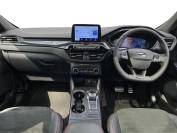 FORD KUGA 2023 (23)