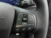 FORD KUGA 2023 (23)