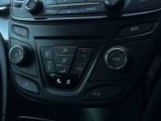 VAUXHALL INSIGNIA 2016 (16)