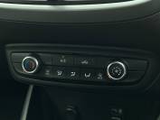 VAUXHALL CROSSLAND 2021 (21)
