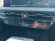 KIA EV6 2022 (22)