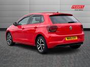 VOLKSWAGEN POLO 2018 (18)