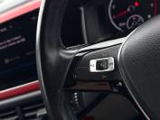 VOLKSWAGEN POLO 2018 (18)