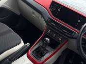VOLKSWAGEN POLO 2018 (18)