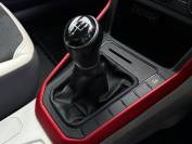 VOLKSWAGEN POLO 2018 (18)
